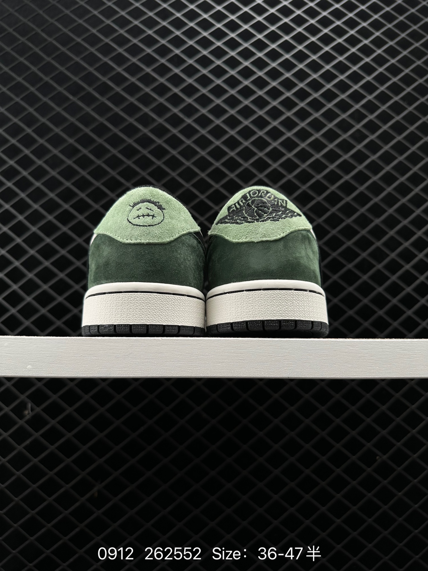 fragment design x Travis Scott x Nike Air Jordan 1 Low OG SP